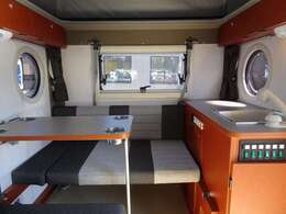 ☆ポップアップ部を開ければ、圧迫感無く快適にお過ごし頂けるかと思います！