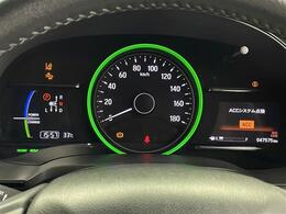 【スピードメーター】メーターがシンプルで見やすく運転しやすいですね！