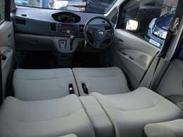 外装ですが、キズが多少ありますのでよくご確認ください。内装は、禁煙車で、とてもキレイに使用されております。