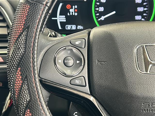 こちら運転席周りのスイッチの写真になります。各部しっかり動作の確認をしておりますので、ご安心だくさい。