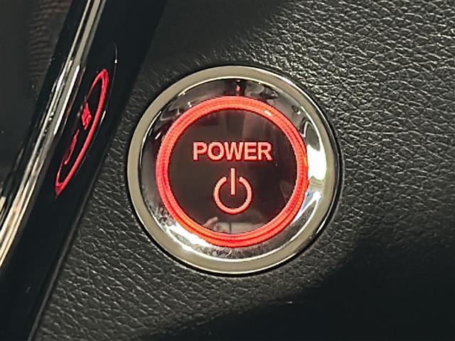こちら運転席周りのスイッチの写真になります。各部しっかり動作の確認をしておりますので、ご安心だくさい。
