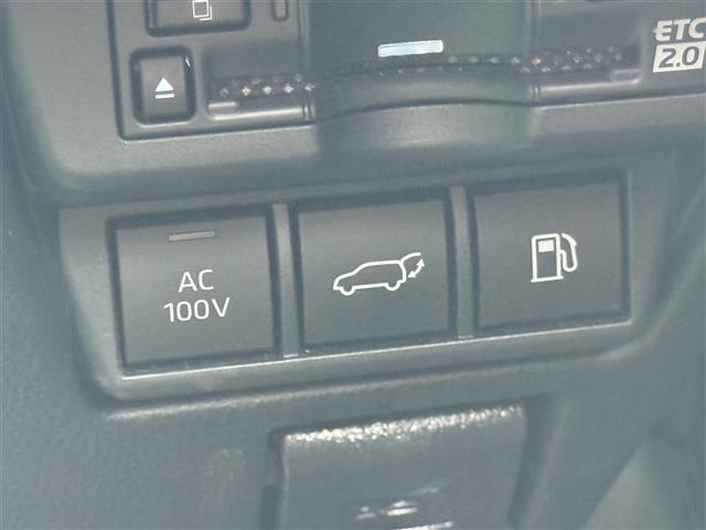 納車前に内外装のクリーニングをいたします。各種コーティング（別途有料）もご用意しておりますので、是非ご相談ください。