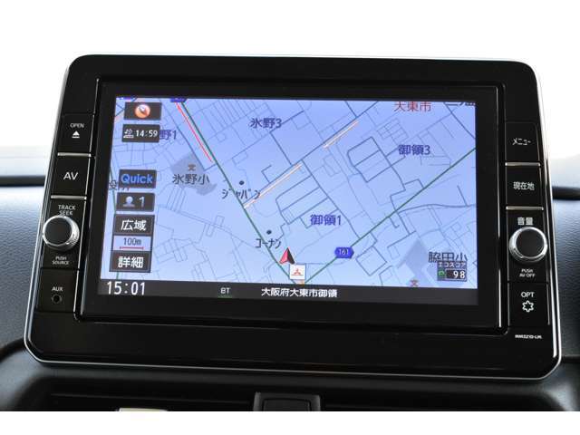 【ナビゲーション】ワイドで明るい液晶画面、簡単な操作方法、多機能ナビゲーション。知らない街でも安心です。