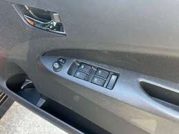 ナビTV　バックカメラ　HIDヘッドライト　ベンチシート　電動格納ミラー　スマートキー　プッシュスタート