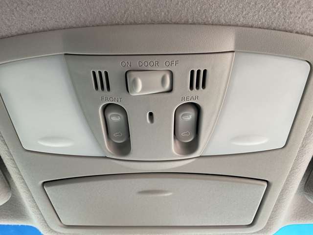 納車前の点検整備を日産サービス工場にて実施！点検整備記録簿を付けてご納車致します。
