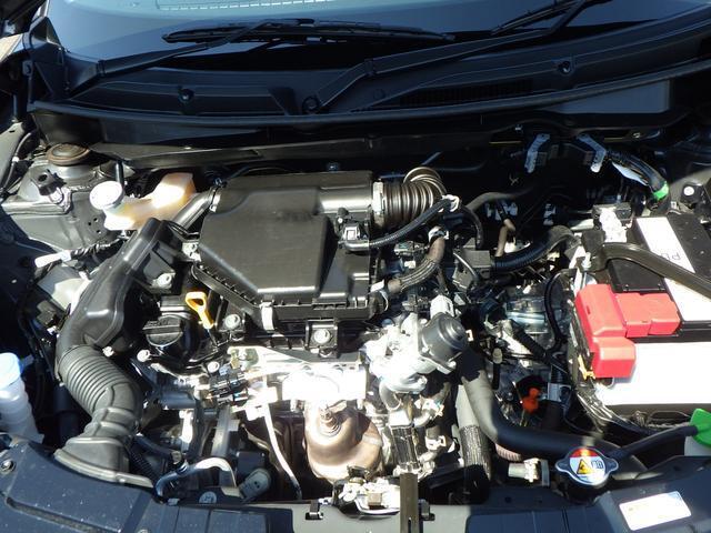 エンジンは高い燃費性能を実現する新開発のZ12E型1.2L3気筒エンジンを搭載。高速燃費化と高圧縮比化などの技術でエンジンの燃費効率を高め低燃費に貢献しています。