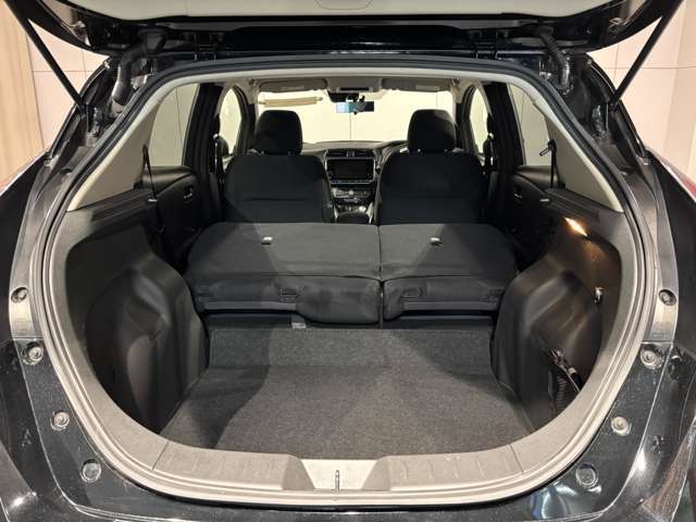 お車でのアクセスは、野々市市　横宮交差点から200m程進んだ若松の大きな日産の看板が目印です。