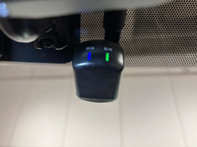 最近はクルマへの取り付けがどんどん増えてきています☆緊急時やとっさの時に頼れる優れもの☆