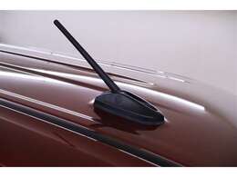 ラジオアンテナは可倒式です