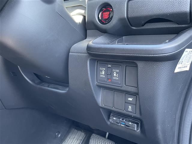 久留米みやき店では、洗車機のご利用も可能です。水洗い洗車からコーティング洗車まで誰でもご利用可能です。