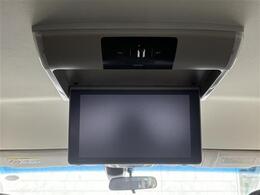 【後部座席操作部】後部座席を快適に過ごしていただくための便利な装備が付いています！