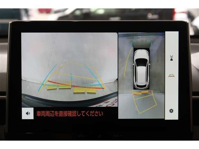 【パノラミックビューモニター】クルマの斜め後ろや真横など、目が届きにくい箇所も確認できるため、いち早く障害物に気が付くことができて安心ですね♪