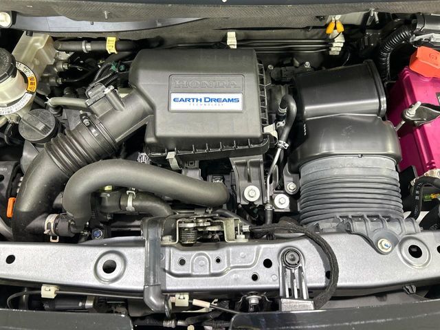 親切・丁寧な専門メカニックスタッフが応対！・車検・点検整備・事故等の修理などアフターサービスも安心。お車のカスタマイズもネクステージのサービススタッフまでご相談ください！