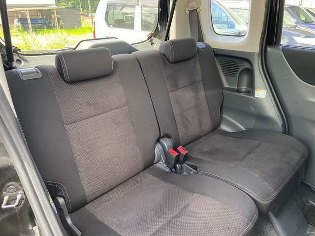 国道223号線沿い、京セラ隼人工場の近くにあります。掲載車以外のお車も多数ございますのでお気軽にご覧ください。