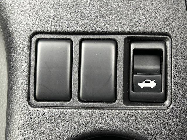【運転席操作部】快適なドライブを楽しむための機能が装備されています！運転席から触れるので、使いやすいです！除菌プランいれていただくと、さらに清潔で安心していただけます！