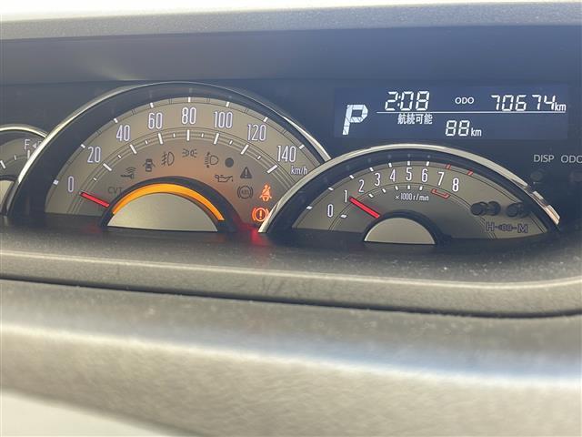 【スピードメーター】メーターがシンプルで見やすく運転しやすいですね！