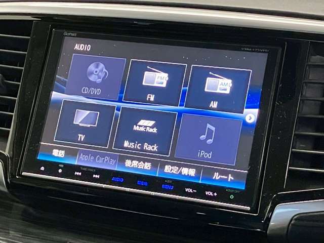 純正8インチナビ/フルセグ/Bluetooth/バックカメラ/CD/DVD