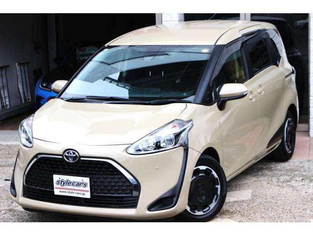 ☆コンパクトサイズの人気ミニバン！【NSP170-シエンタ】入庫しました！かわいらしいベージュカラーに室内もオレンジカラーの差し色を採用！ラゲッジルームの広さも人気の理由です！