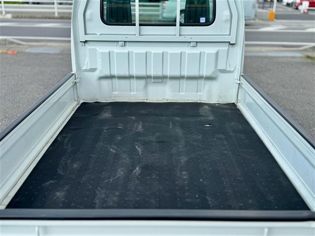 商談ルームにはキッズルームも完備しています☆お子様連れでもゆっくりとお車をお選びいただけます！