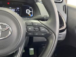 【レーダークルーズコントロール】高速道路での長距離走行が楽に！！自動で速度を保つクルーズコントロールが、衝突軽減システムと連携し、前方の車両を感知して車間を保つように速度調節してくれます！！