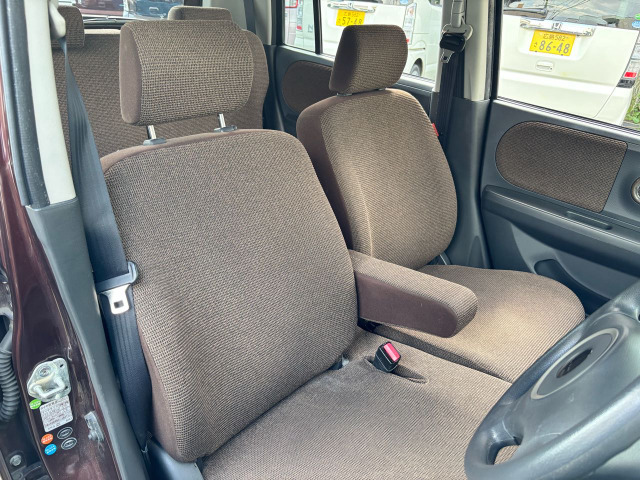 ★厳選の在庫★当店はできるだけ安価な車両を厳選仕入れしております！お客様に少しでも安く、良いお車をお届けするため日々仕入れに力を入れております。