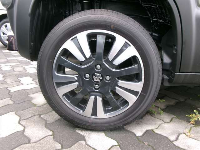 【グループ総在庫数200台以上】最新モデルのスズキ車をお探しなら是非当店へ！グループ総在庫数は200台以上！各グレード・各カラー揃ってます！また在庫になくても新規オーダー可！