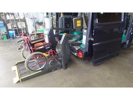 電動パワーリフトです。