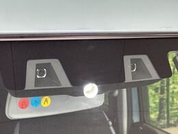 【スズキ　セーフティサポート】走行中に前方の車両等を認識し、衝突しそうな時は警報とブレーキで衝突回避と被害軽減をアシスト。より安全にドライブをお楽しみいただけます。