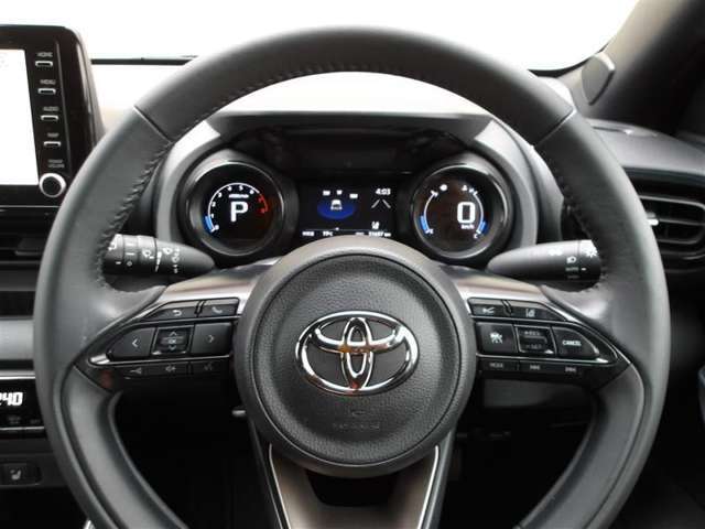 ドライバーに寄り添う快適な操作フィールをもたらすステアリングです。