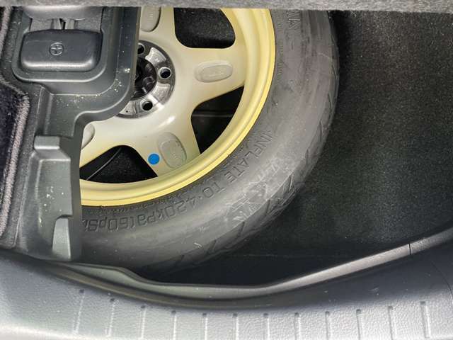 メーカーオプションスペアタイヤ