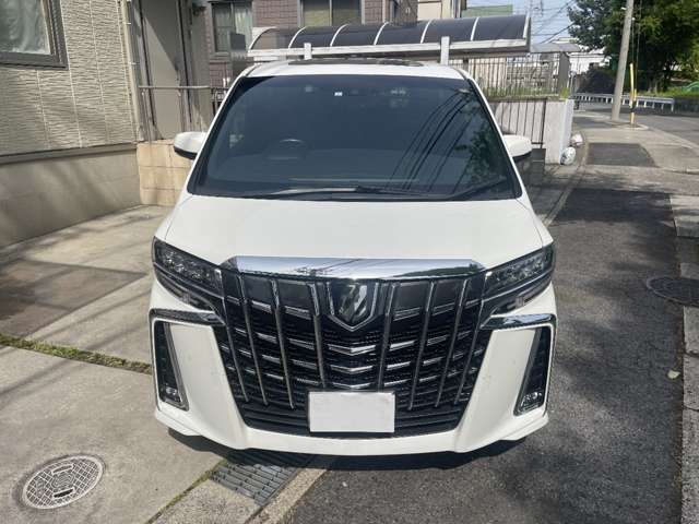三眩LEDアダプティブヘッドライト　シーケンシャルターンランプ　ステアリングヒーター　オートハイビーム