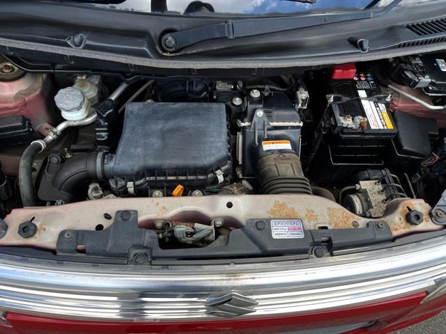 親切・丁寧な専門メカニックスタッフが応対！・車検・点検整備・事故等の修理などアフターサービスも安心。お車のカスタマイズもネクステージのサービススタッフまでご相談ください！
