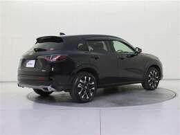 全国トヨタディーラーの中でも数少ない、トヨタ認定検査員が1台ずつ内外装をチェック。