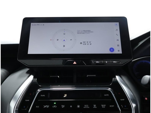 「コネクティッドナビ」ご利用には別途契約が必要になります。詳しくはスタッフまでお問い合わせ下さい。