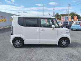 両側スライドドア！乗り降り楽々！