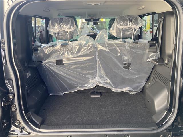 気になる車はすぐにお問い合わせください！画面右側の0066から始まる無料ダイヤルからお問い合わせ下さい！専門スタッフがお車のご質問にお答えいたします！