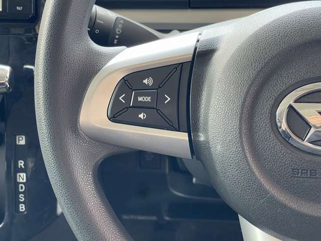 当社は中部運輸局指定工場も完備しておりますので、ご納車前にはベテランの整備士がしっかりと細部まで点検・整備を実施します！ご納車後のアフターサービスも全国チェーンの『ホリデー車検』など充実の設備で安心