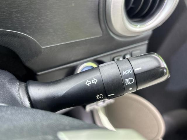 国産車から輸入車まで多様なお客様のニーズのお応えできるように、全国規模で豊富な在庫展開！車のことならWECARSへ！