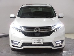 ハロゲンより明るく、より遠くまでさらなる安心感のあるLEDヘッドライトを採用。照射軸の上下方向を自動調整するオートレベリング機構、点灯忘れも防止できるオートライトコントロール機構付きです。