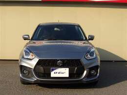 ワイド＆ローのスタイルで走行安定性もばっちりです。運転しやすくロングドライブも安心です。