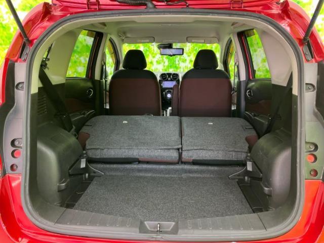 WECARS（ウィーカーズ）は全国250店舗展開！お客様が安心してカーライフをお楽しみいただけるよう社員一同心を込めてサポートいたします。