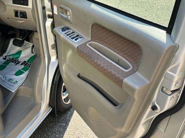 お問い合わせの際はカーセンサーのフリーダイヤルよりお電話いただけますとお車に関するやり取りがスムーズに行なえます。ご連絡先→0078-6002-931394