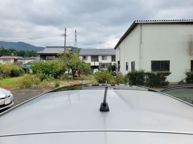 即日納車も可能です。見に来たその日にそのまま乗って帰ることもできます。もちろん納車前整備完了しております。即日納車には必要書類がございます。お気軽にお問い合わせくださいませ。