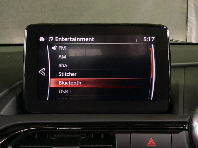 Bluetooth装備車ですので、お持ちのスマートホンと接続が出来ます。