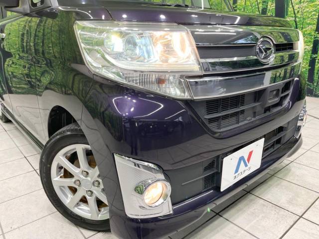 【LEDヘッドライト】悪天候や夜間走行時も良好な視界を確保し安心して運転できる高輝度LEDヘッドライトを装備！点灯速度が早く、消費電力も抑えられています。