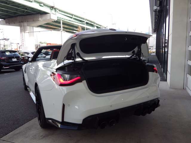 BMW純正パーツ、アクセサリーの取り扱いもございます。お気軽に相談くださいませ。