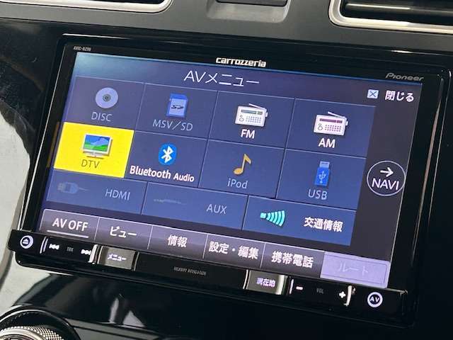 純正SDナビ付き！DVD再生、フルセグTV、Bluetoothオーディオ、バックモニターと装備が充実しております！