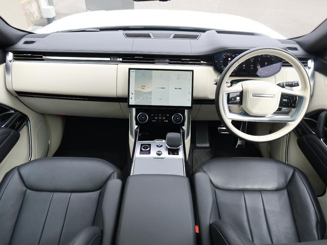 LAND　ROVERのフラッグシップSUV『New　RENGE　ROVER』を認定中古車でご紹介！HSE　SWB　P530、パノラマルーフ、マッサージシート、ディプロイアブルサイドステップ