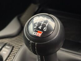 【フロア6速MT】走りの6速MT！！スポーティーな走行をお楽しみいただけます♪