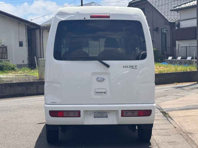 現車をしっかり確認していただけるよう、細部まで写真を掲載しています